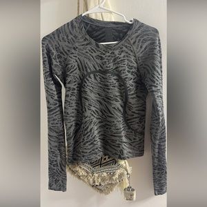 Lululemon swiftly worn once !!!!!